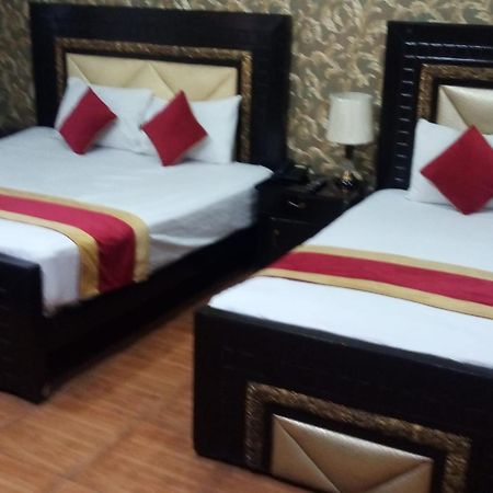 Premier Inn Davis Road Lahor Dış mekan fotoğraf