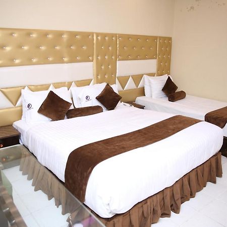 Premier Inn Davis Road Lahor Dış mekan fotoğraf