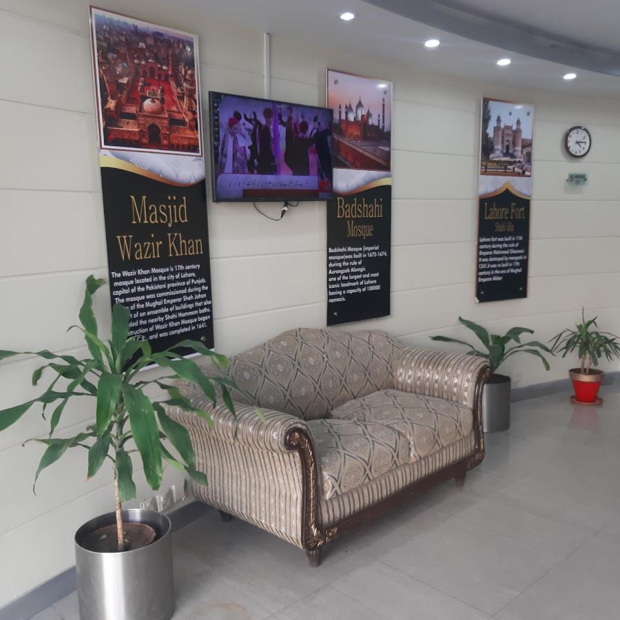 Premier Inn Davis Road Lahor Dış mekan fotoğraf