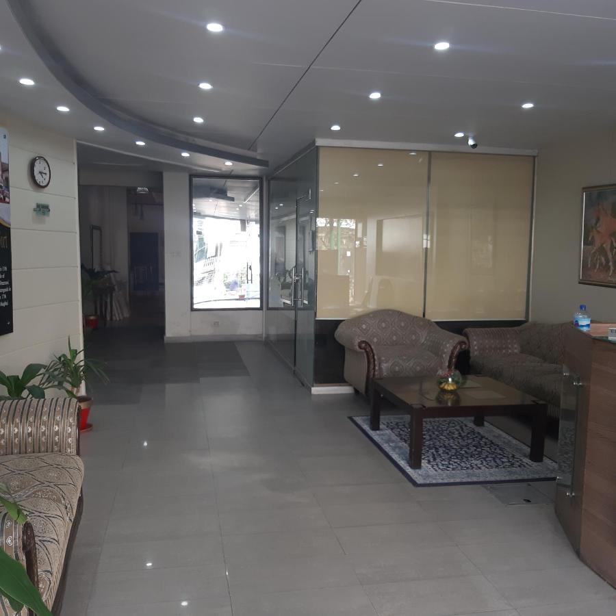 Premier Inn Davis Road Lahor Dış mekan fotoğraf