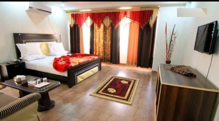 Premier Inn Davis Road Lahor Dış mekan fotoğraf