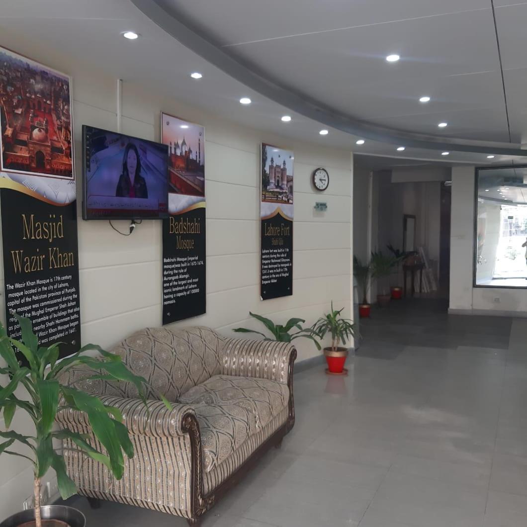Premier Inn Davis Road Lahor Dış mekan fotoğraf