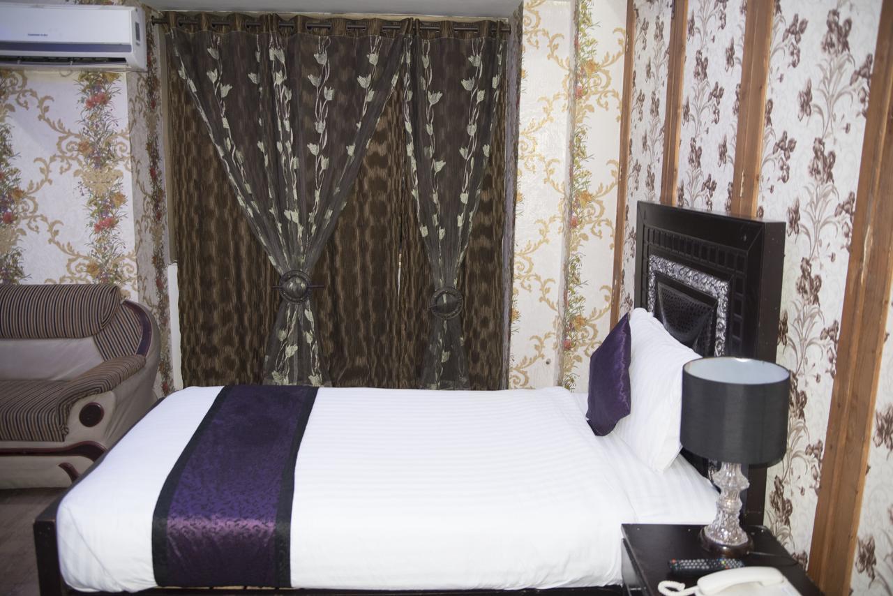 Premier Inn Davis Road Lahor Dış mekan fotoğraf