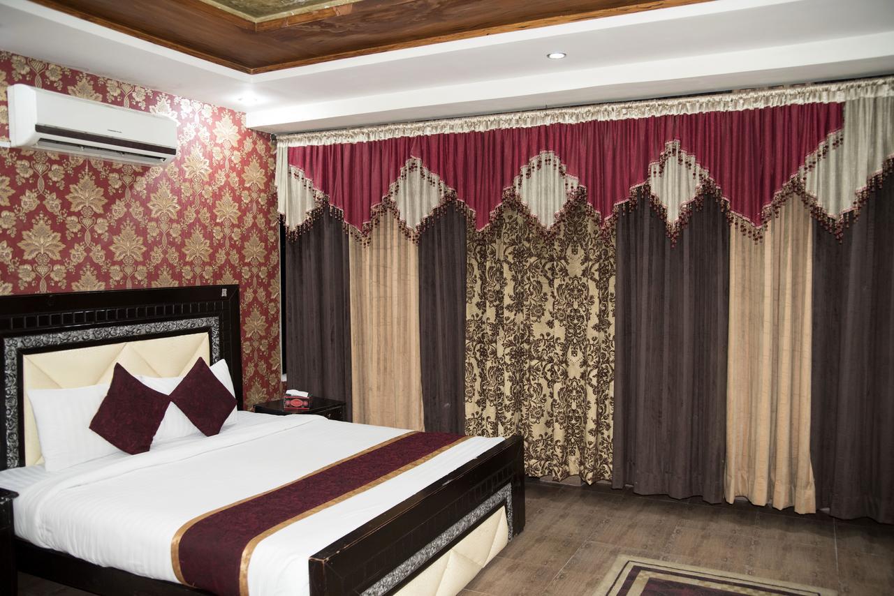 Premier Inn Davis Road Lahor Dış mekan fotoğraf