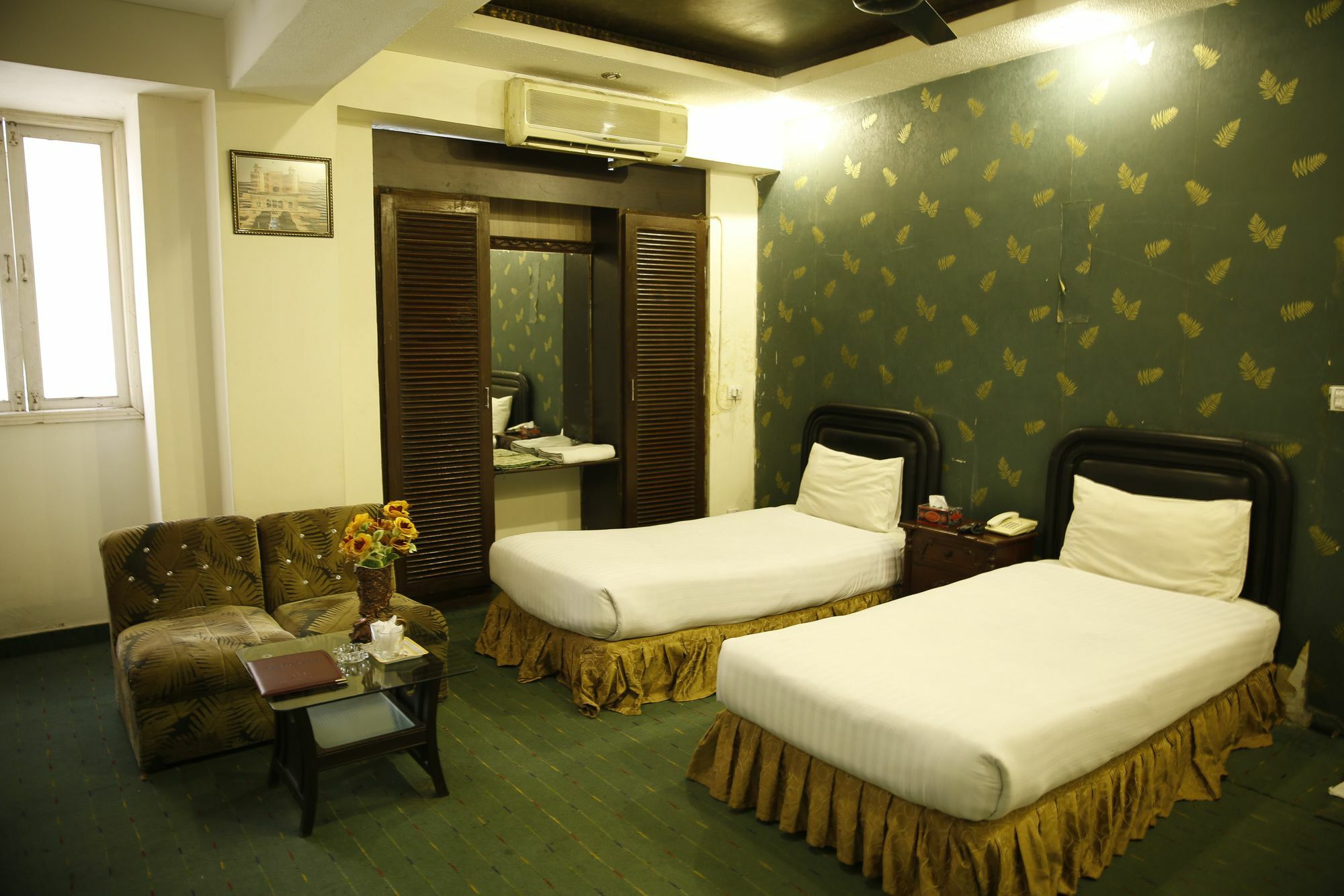 Premier Inn Davis Road Lahor Dış mekan fotoğraf